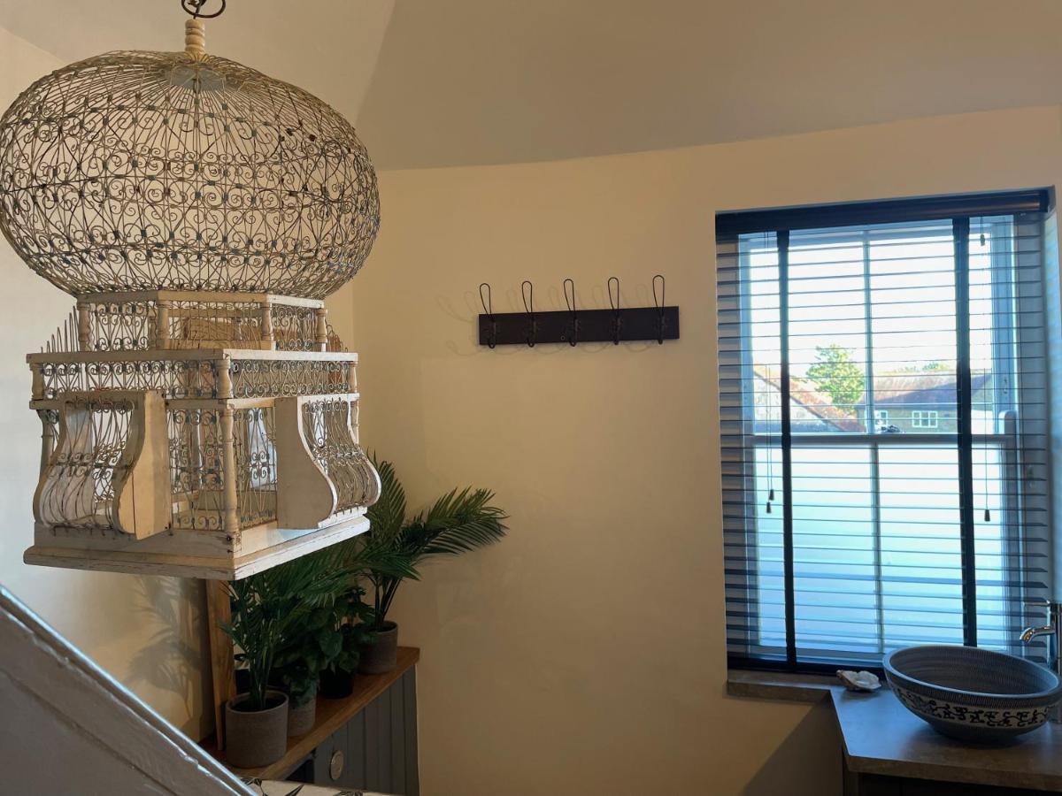 Fabulous Apartment Seconds From Beach By Whitstable-Holidays, Pudding Pan Esterno foto